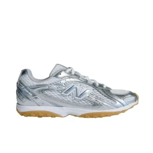 New Balance 204L Silver סניקרס