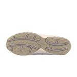 New Balance 204L Reflection Truffle Salt סניקרס