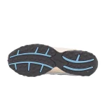 New Balance 204L Beige Black סניקרס