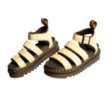 Dr. Martens Blaire Parchment Beige סנדלים