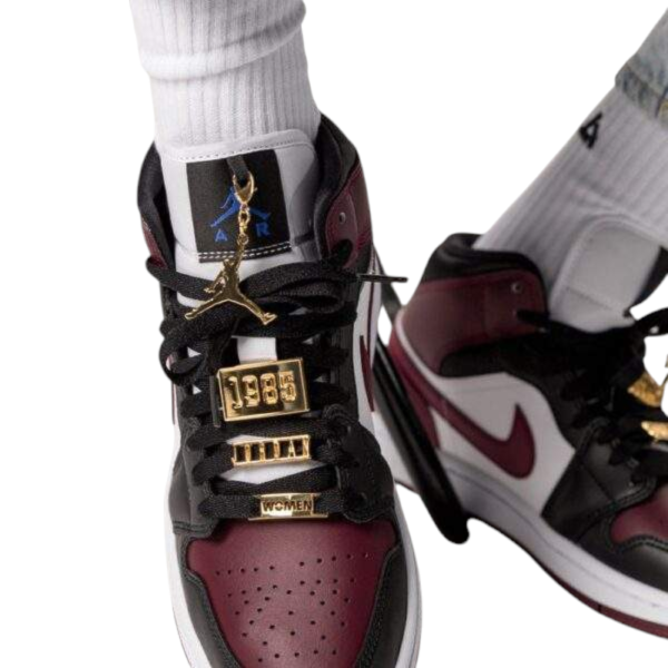 Nike Air Jordan 1 Mid Beetroot סניקרס