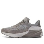 New Balance x WTAPS 990v6 Made in USA ‘Grey White’ סניקרס
