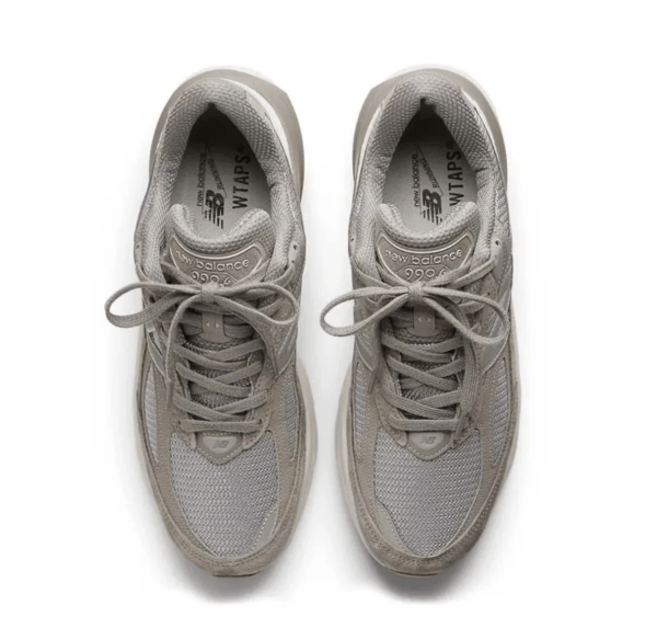 New Balance x WTAPS 990v6 Made in USA ‘Grey White’ סניקרס