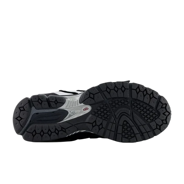 New Balance 1906 נעלי סניקרס – BLACK with DARK SILVER METALLIC and Phantom