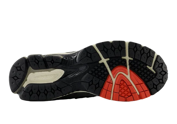 New Balance 1906U Grey Red נעלי סניקרס