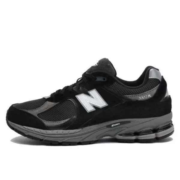New Balance 2002R Black Dark Grey White סניקרס