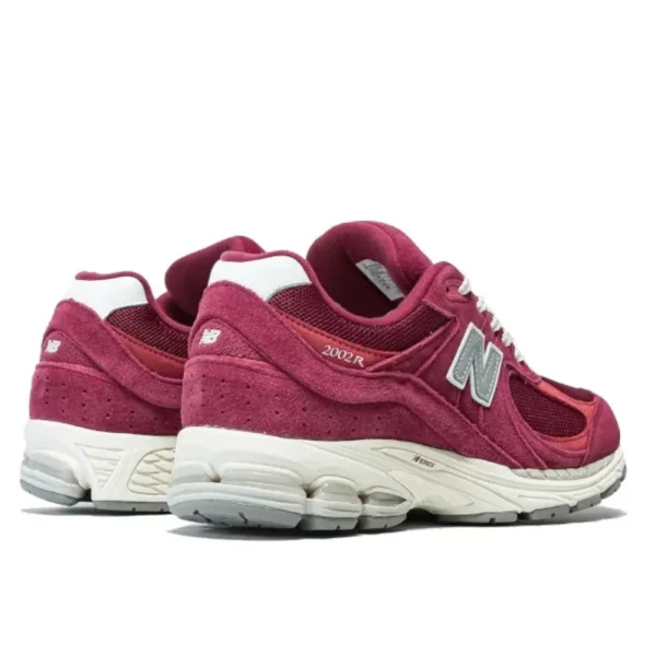 New Balance 2002R Bordeaux סניקרס