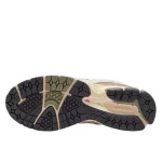 New Balance 2002R Calm Taupe סניקרס