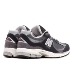 New Balance 2002R Eclipse Raincloud סניקרס