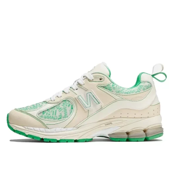New Balance 2002R GANNI Turtledove סניקרס