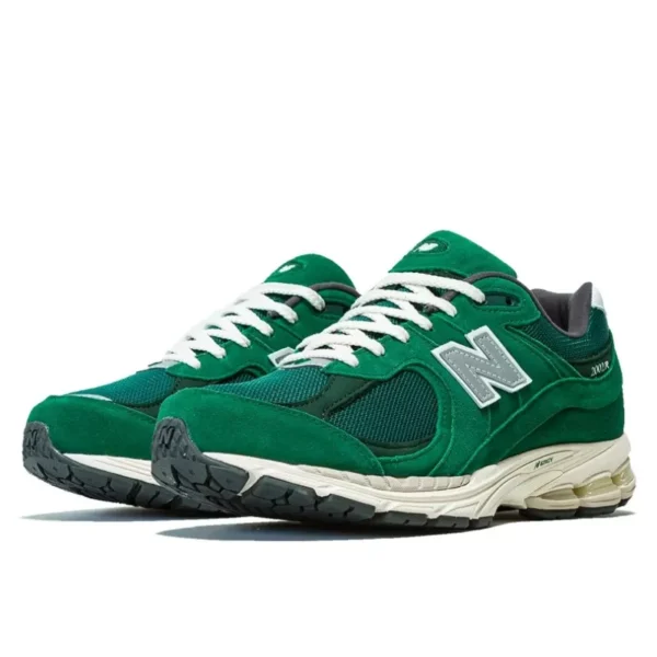 New Balance 2002R Nightwatch Green סניקרס