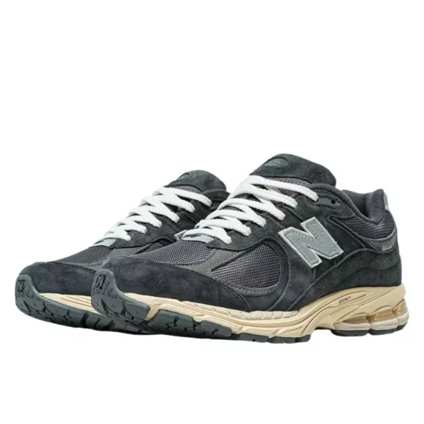 New Balance 2002R Phantom סניקרס