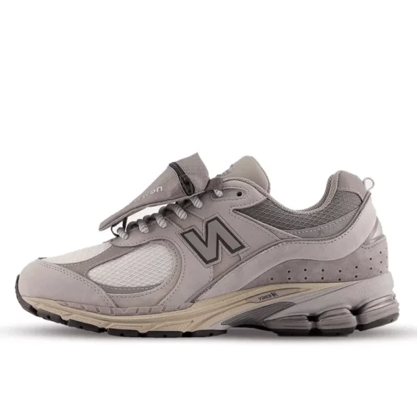 New Balance 2002R Pocket Grey סניקרס