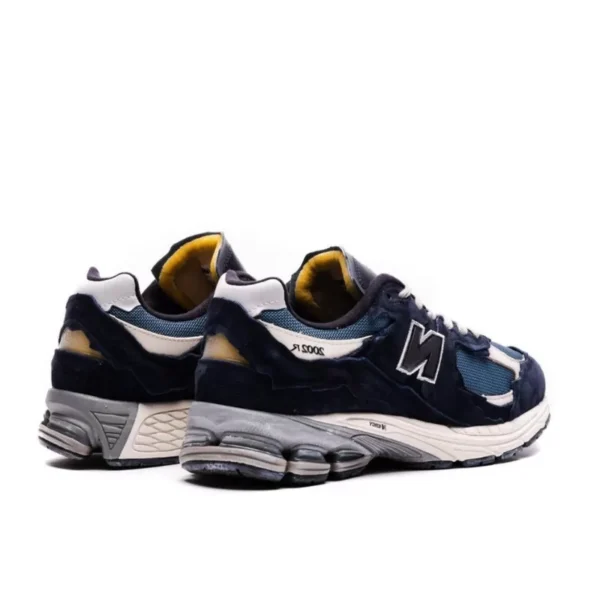 New Balance 2002R Protection Pack Dark Navy סניקרס