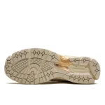 New Balance 2002R Protection Pack Sandstone סניקרס