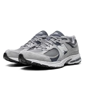 New-balance-2002r-steel-lead-2-600×600