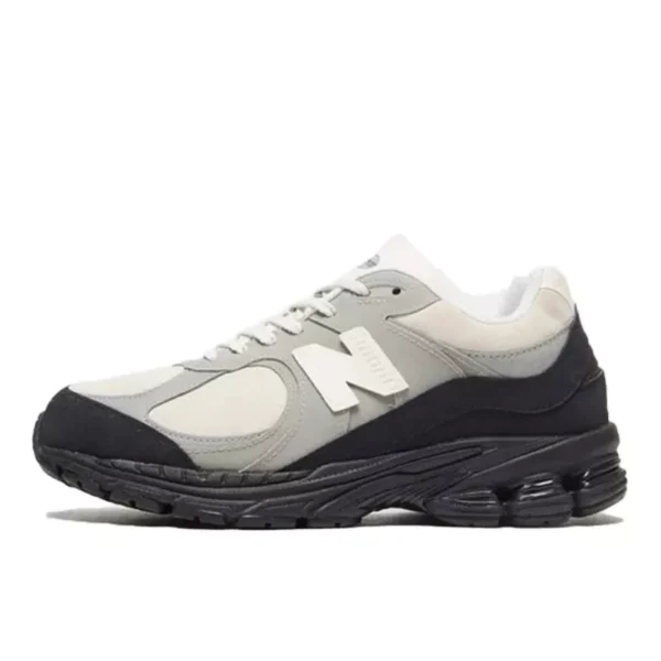 New Balance 2002R The Basement Grey Sail Black סניקרס