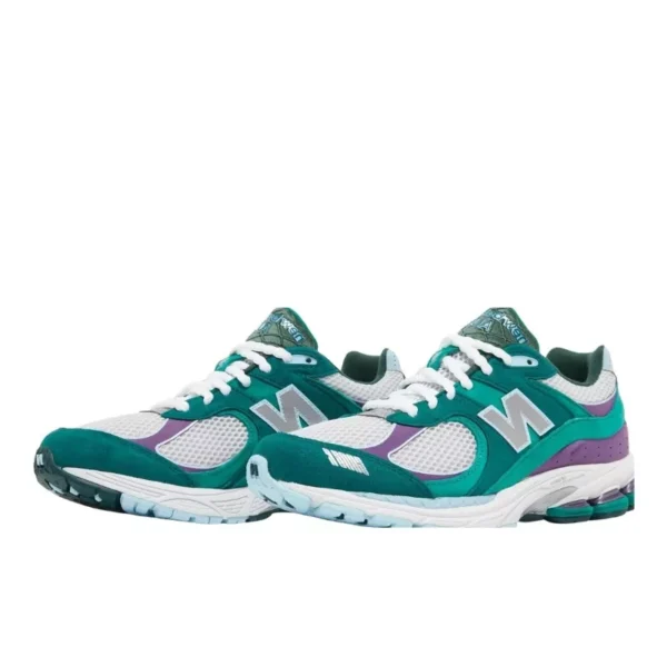 New Balance 2002R Up There Backyard Legends סניקרס