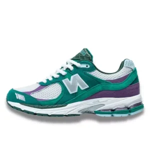 New Balance 2002R Up There Backyard Legends סניקרס