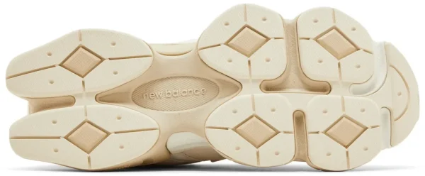 New Balance 9060 Beige נעלי סניקרס לגברים
