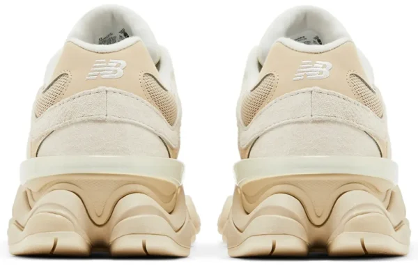 New Balance 9060 Beige נעלי סניקרס לגברים