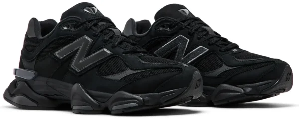 New Balance 9060 Black Cat נעלי סניקרס לגברים