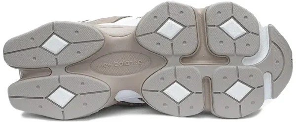 New Balance 9060 Brown White נעלי סניקרס לגברים