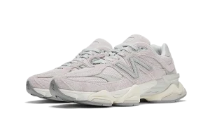 New-balance-9060-december-sky-3