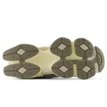 New Balance 9060 Landslide Mushroom נעלי סניקרס לגברים