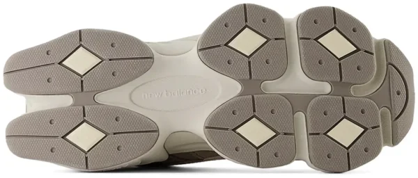 New Balance 9060 Mushroom Arid Stone נעלי סניקרס לגברים
