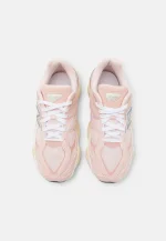 New Balance 9060 Pink Beige נעלי סניקרס לגברים