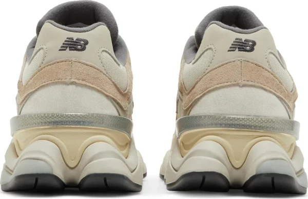 New Balance 9060 Sea Salt נעלי סניקרס לגברים