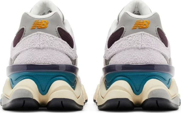 New Balance 9060 Taro Plum Brown נעלי סניקרס לגברים