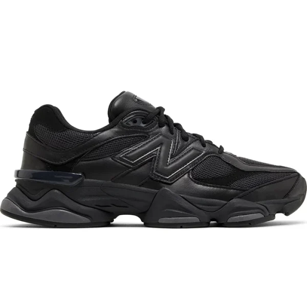 New Balance 9060 Triple Black Leather נעלי סניקרס לגברים