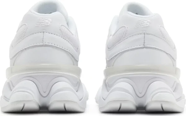 New Balance 9060 Triple White נעלי סניקרס לגברים