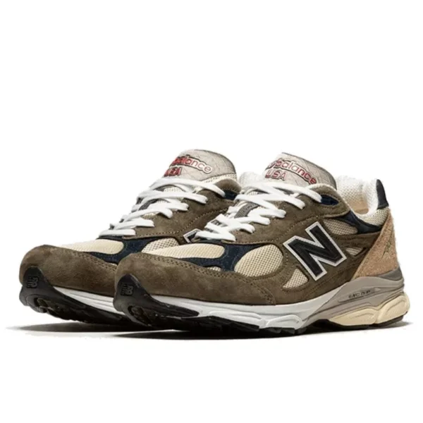 New Balance 990 v3 Made In USA Green Cream סניקרס