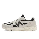 New Balance 990 V4 MiUSA Joe Freshgoods Intro סניקרס