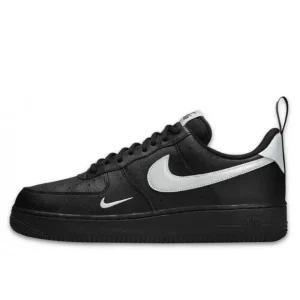 Nike Air Force 1 ’07 LV8 UT Black White סניקרס