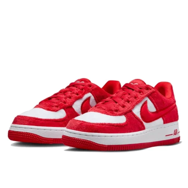 Nike Air Force 1 Low Valentine’s Day Fleece סניקרס
