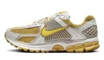 Nike Zoom Vomero 5 Bronzine סניקרס