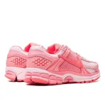 Nike Zoom Vomero 5 Coral Chalk Hot Punch סניקרס