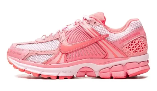 Nike Zoom Vomero 5 Coral Chalk Hot Punch סניקרס