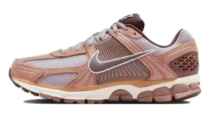 Nike Zoom Vomero 5 Dusted Clay סניקרס