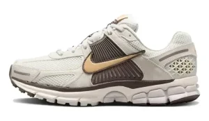 Nike Zoom Vomero 5 Light Bone Ironstone סניקרס