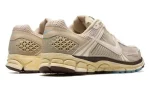 Nike Zoom Vomero 5 Oatmeal סניקרס