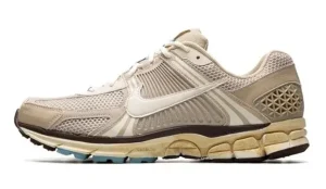 Nike Zoom Vomero 5 Oatmeal סניקרס