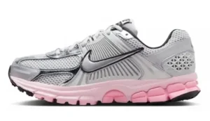 Nike Zoom Vomero 5 Photon Dust Pink Foam סניקרס