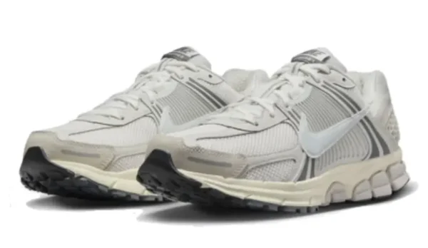 Nike Zoom Vomero 5 Platinum Tint סניקרס