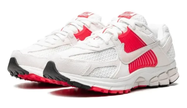 Nike Zoom Vomero 5 Siren Red סניקרס