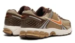 Nike Zoom Vomero 5 Wheat Grass Cacao Wow סניקרס